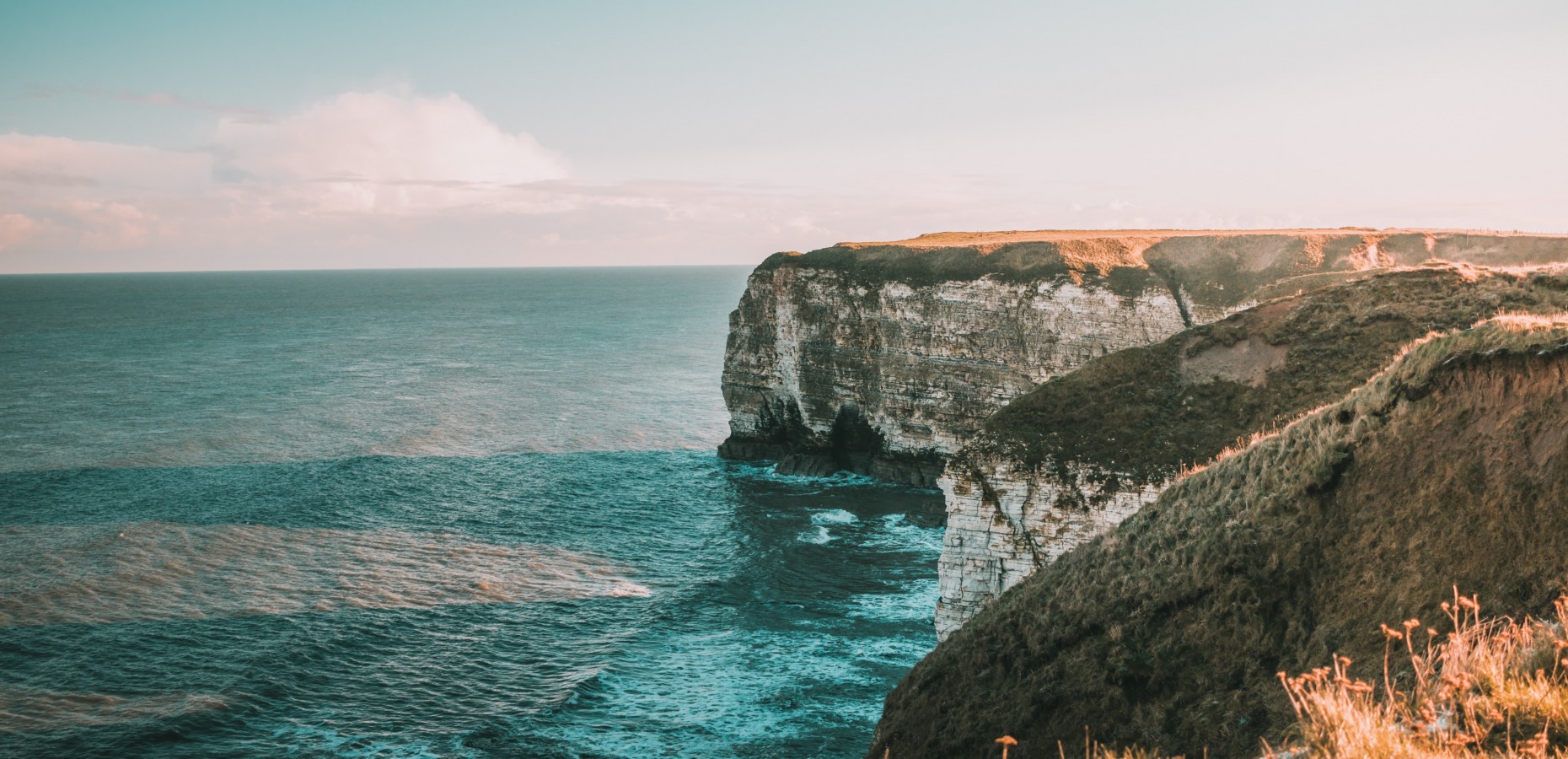 nighthawk shoots GpOn9NfOJ1k unsplash